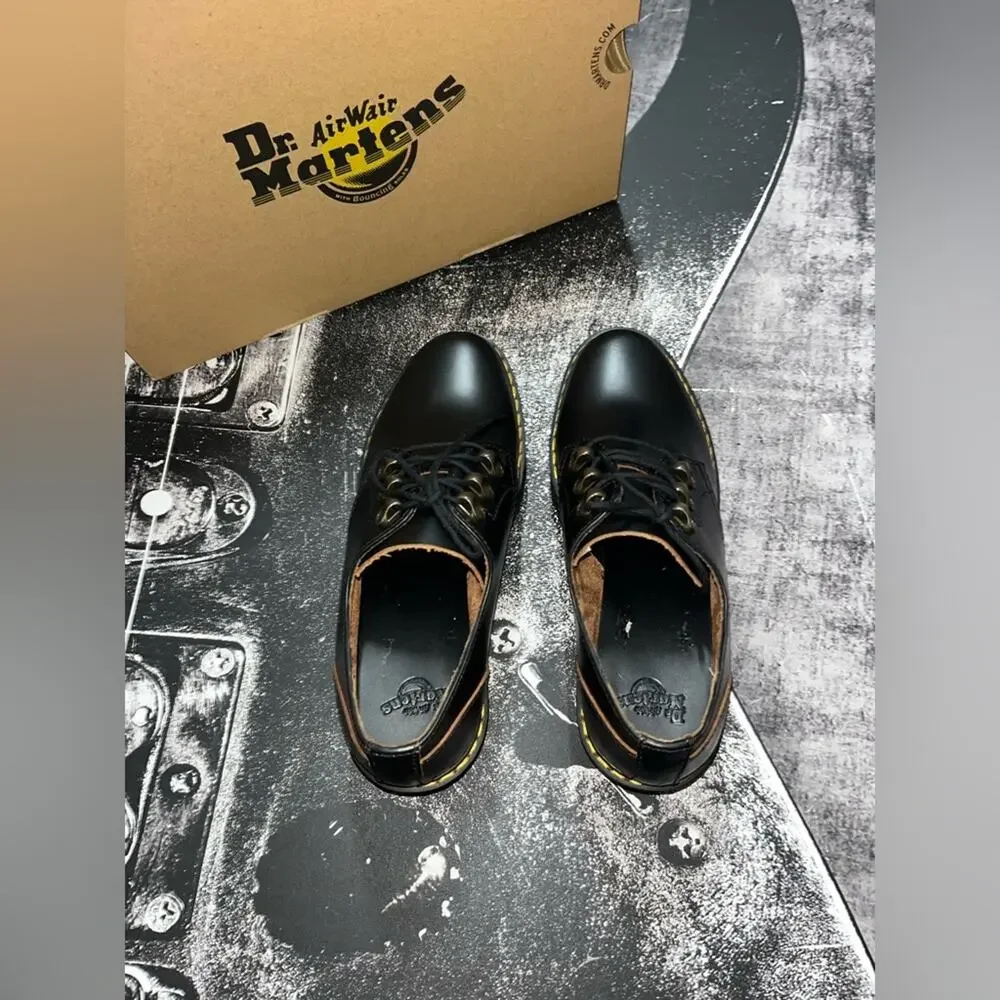 NIB Dr. Martens Leona Lug Sole Platform Derby